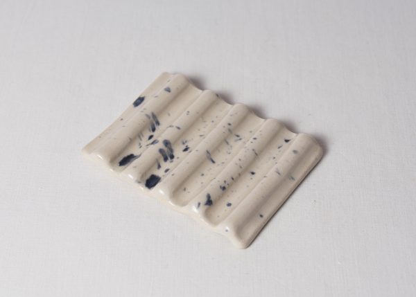 Wave Soap Tray - Image 2